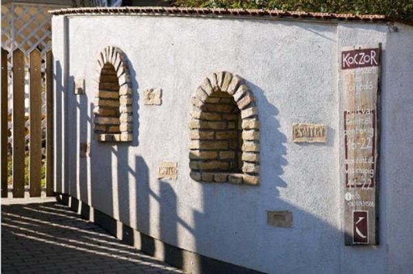 Koczor Winery & Guesthouse บาลาตอนฟือเรด ภายนอก รูปภาพ